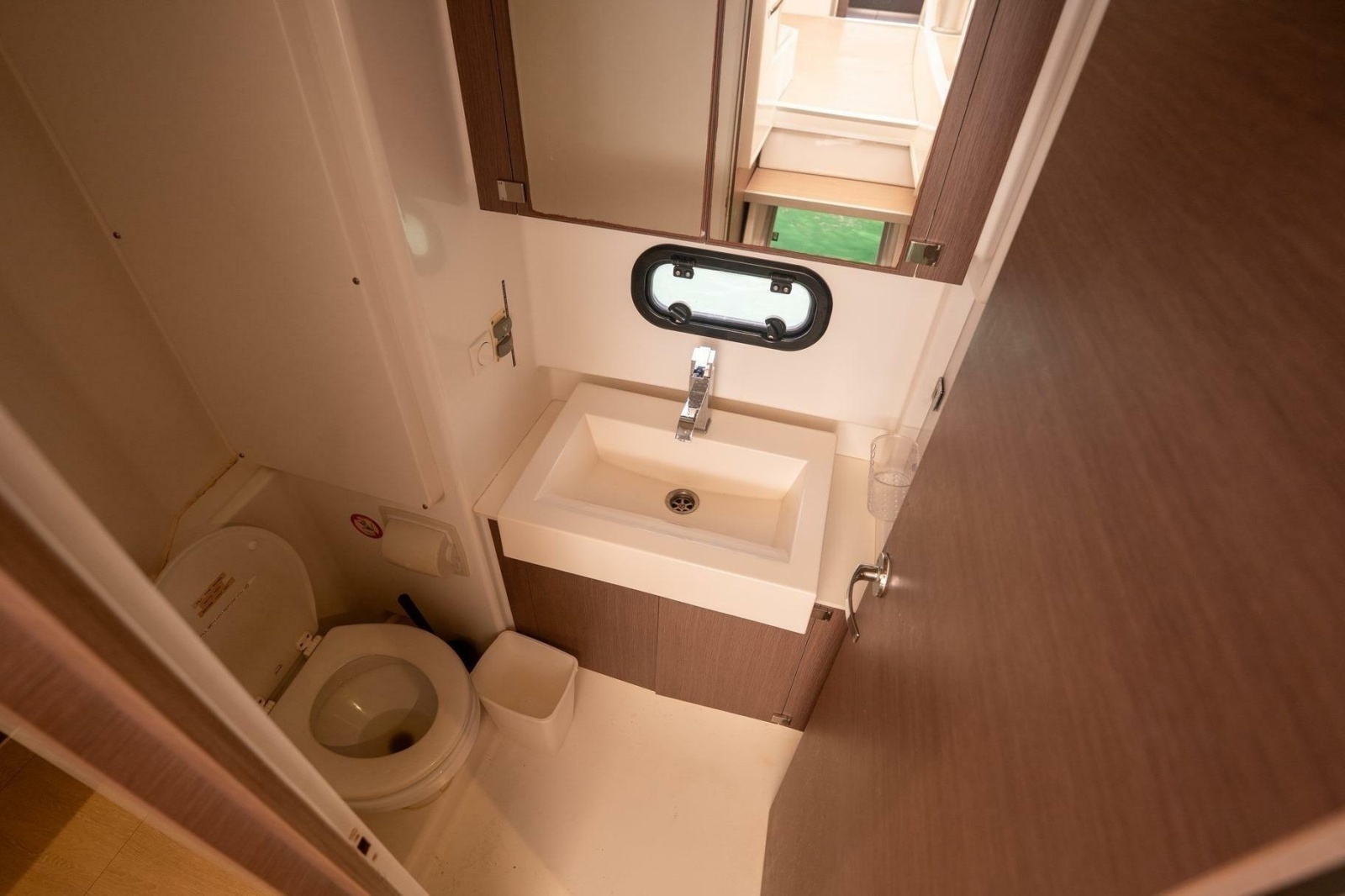 View Finder 39ft Bali Yacht For Sale