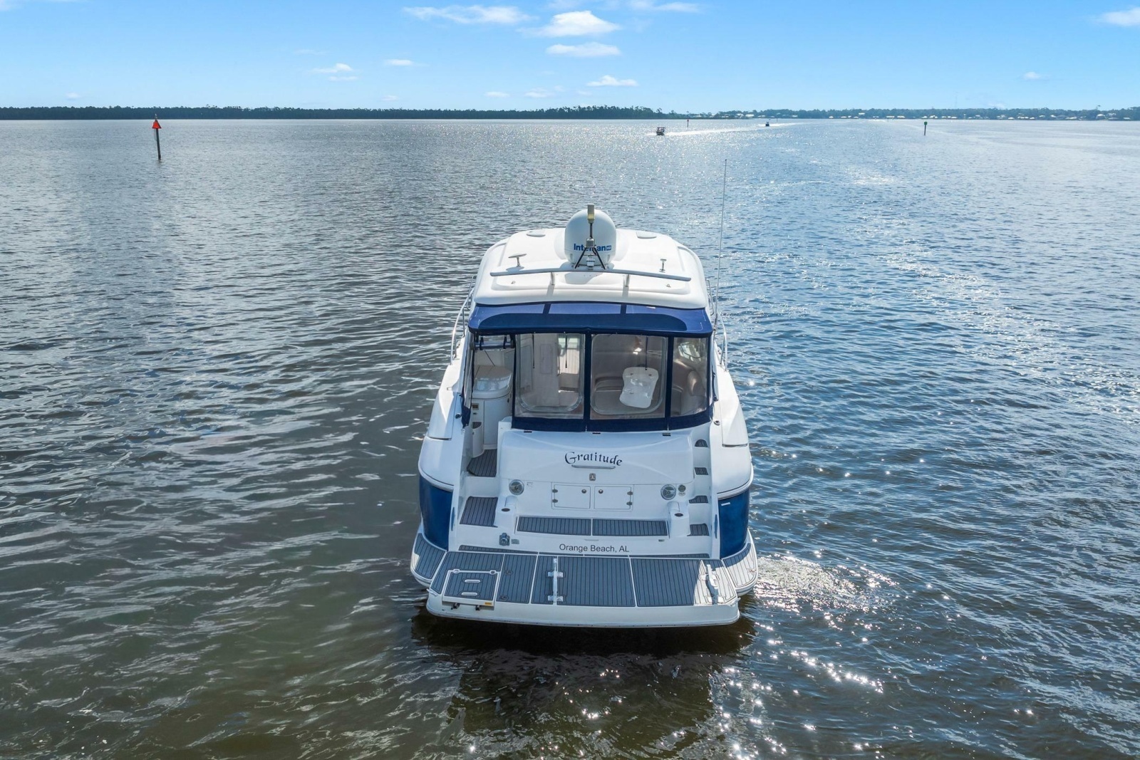 2005 Cruisers Yachts 520 Express