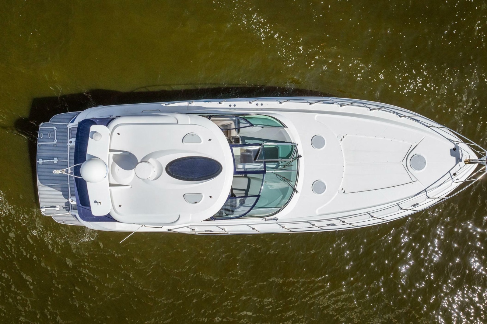 2005 Cruisers Yachts 520 Express
