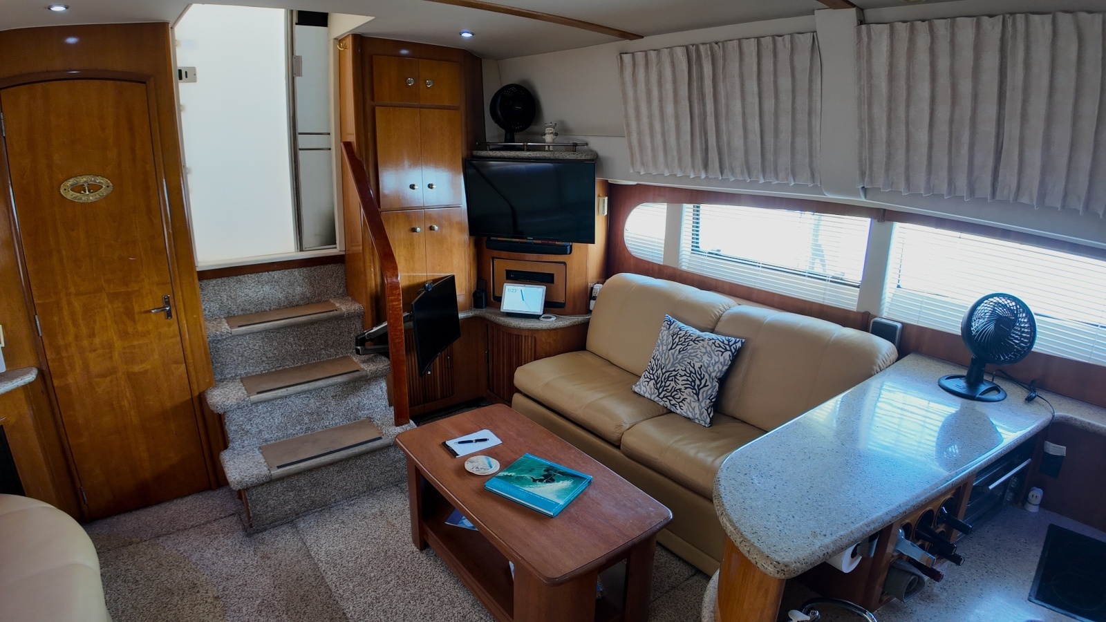 Jus Chillin 39ft Carver Yacht For Sale