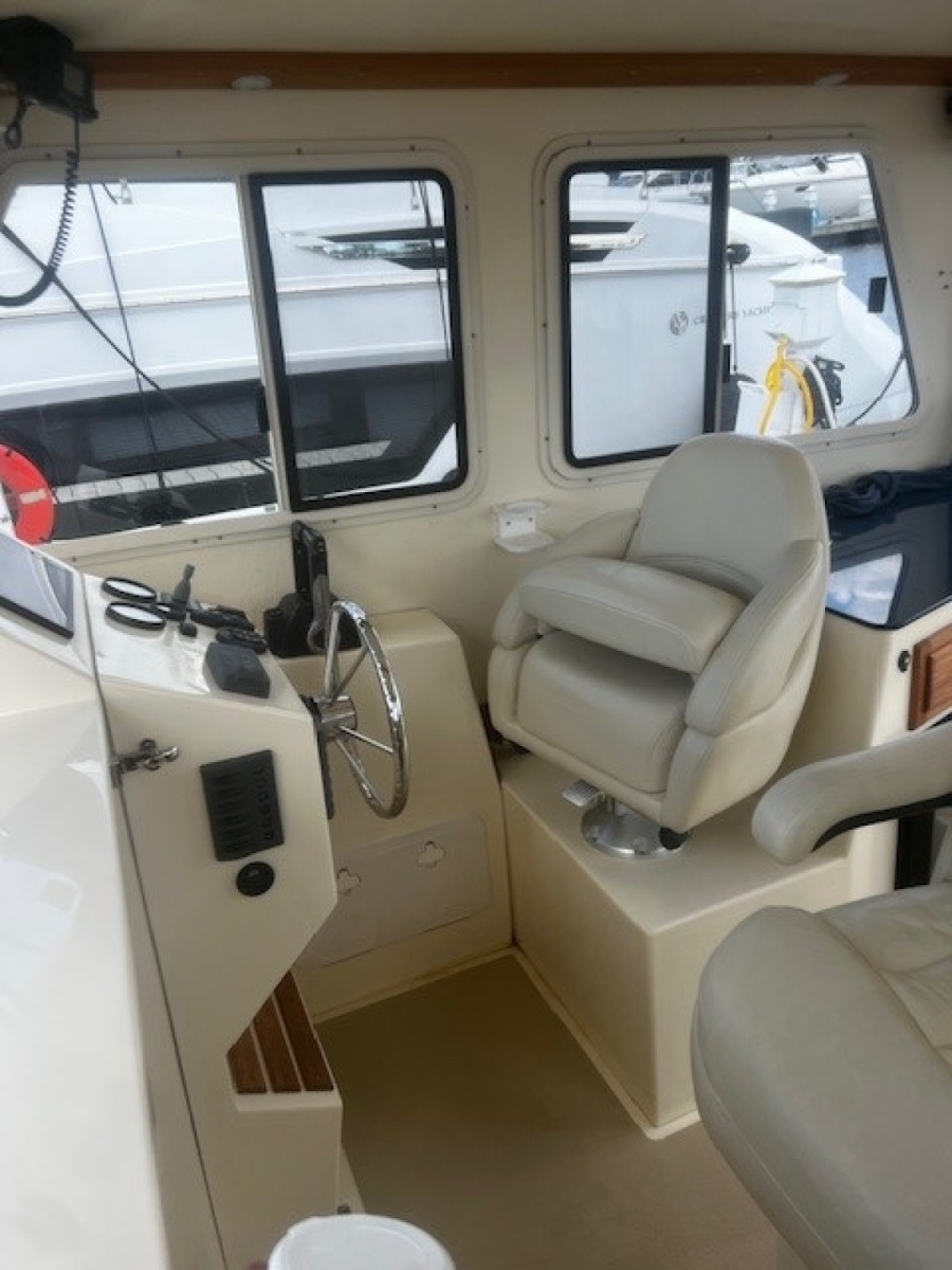 Helm Seating