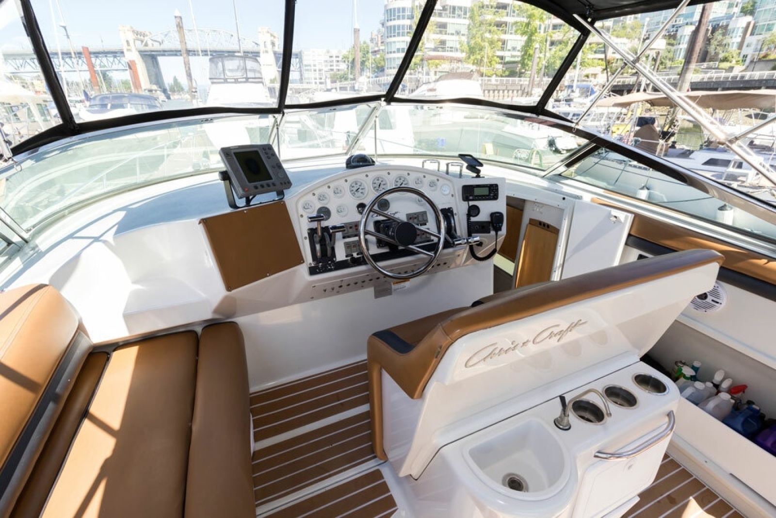 1993 Chris-Craft 380 Continental