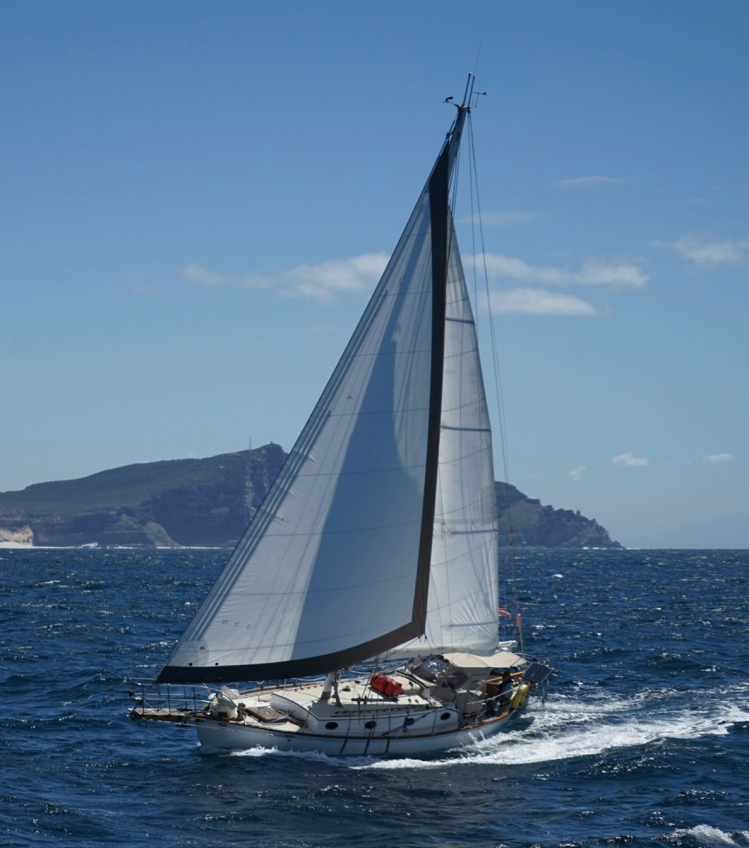1977 Alajuela Yacht Corp. 38