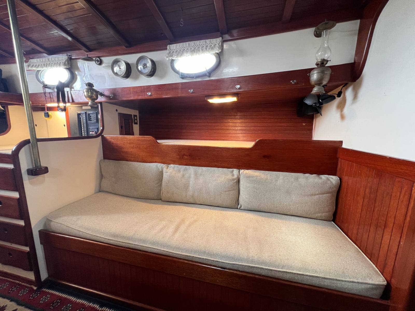 1977 Alajuela Yacht Corp. 38