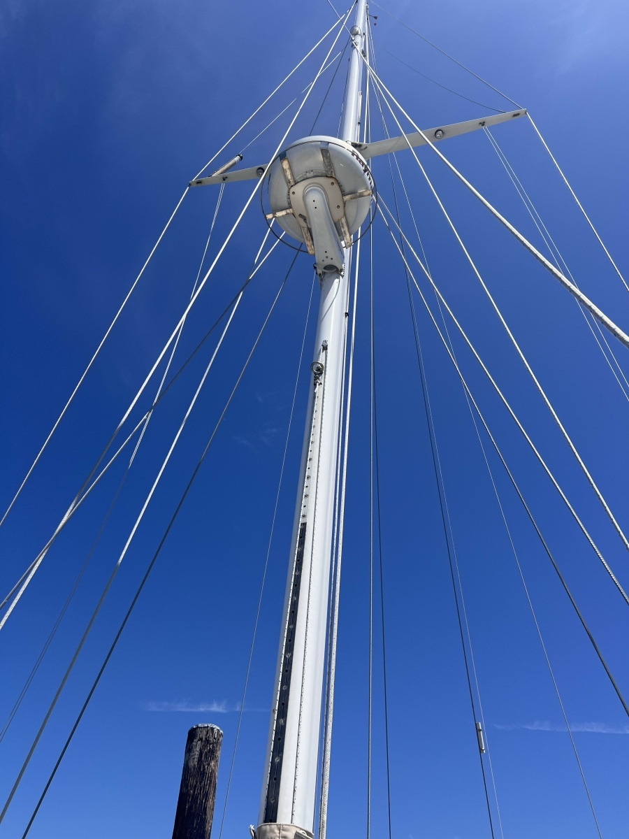 1977 Alajuela Yacht Corp. 38