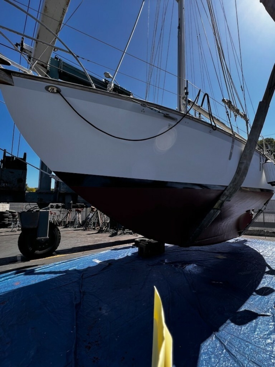 1977 Alajuela Yacht Corp. 38