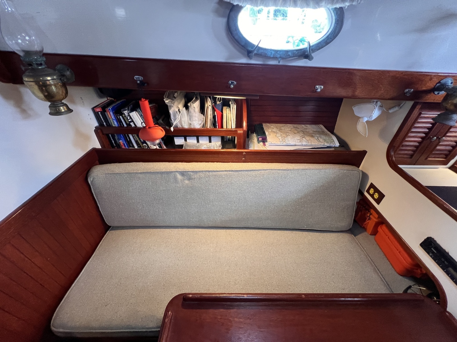 1977 Alajuela Yacht Corp. 38