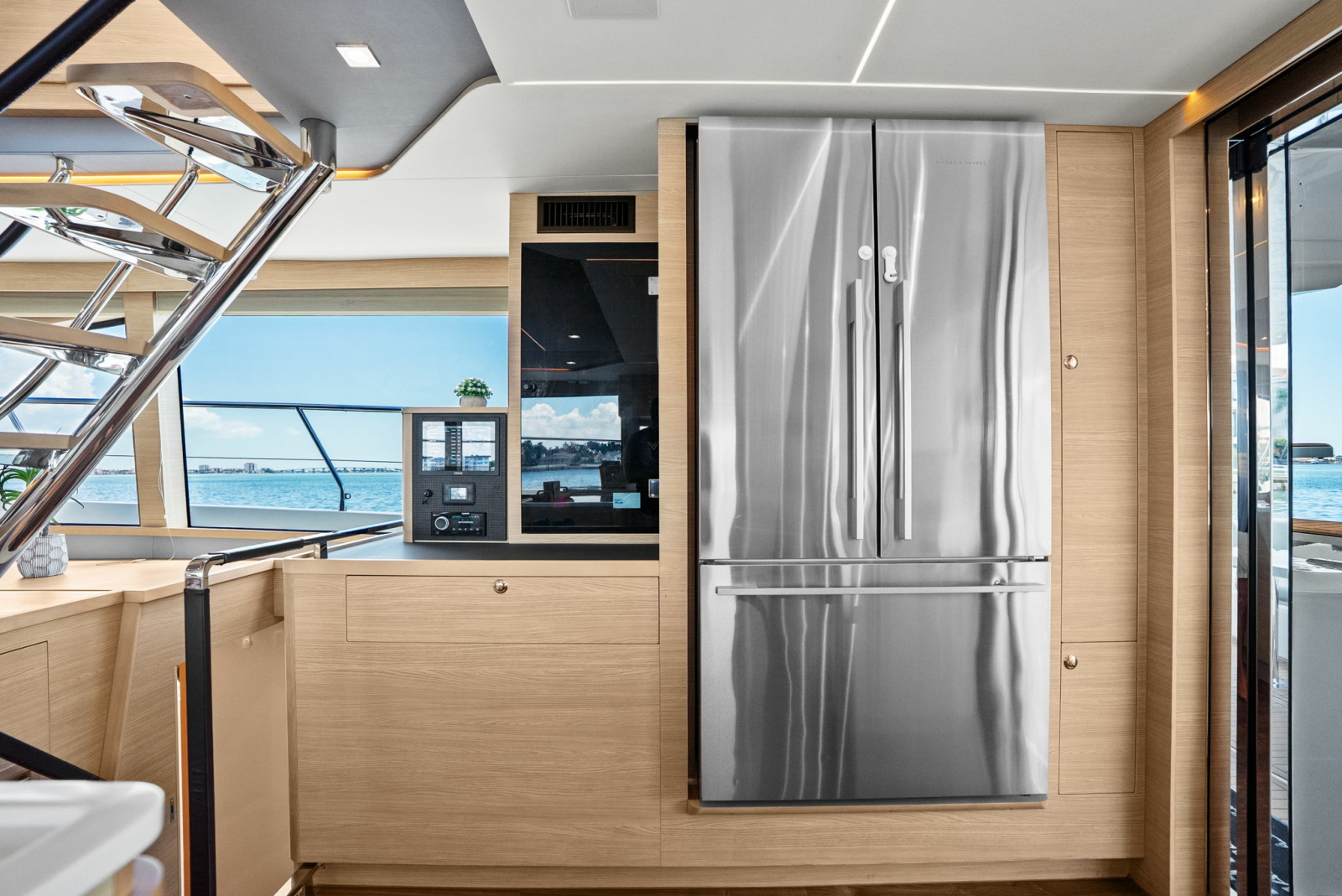 2024 Aquila 54 Yacht