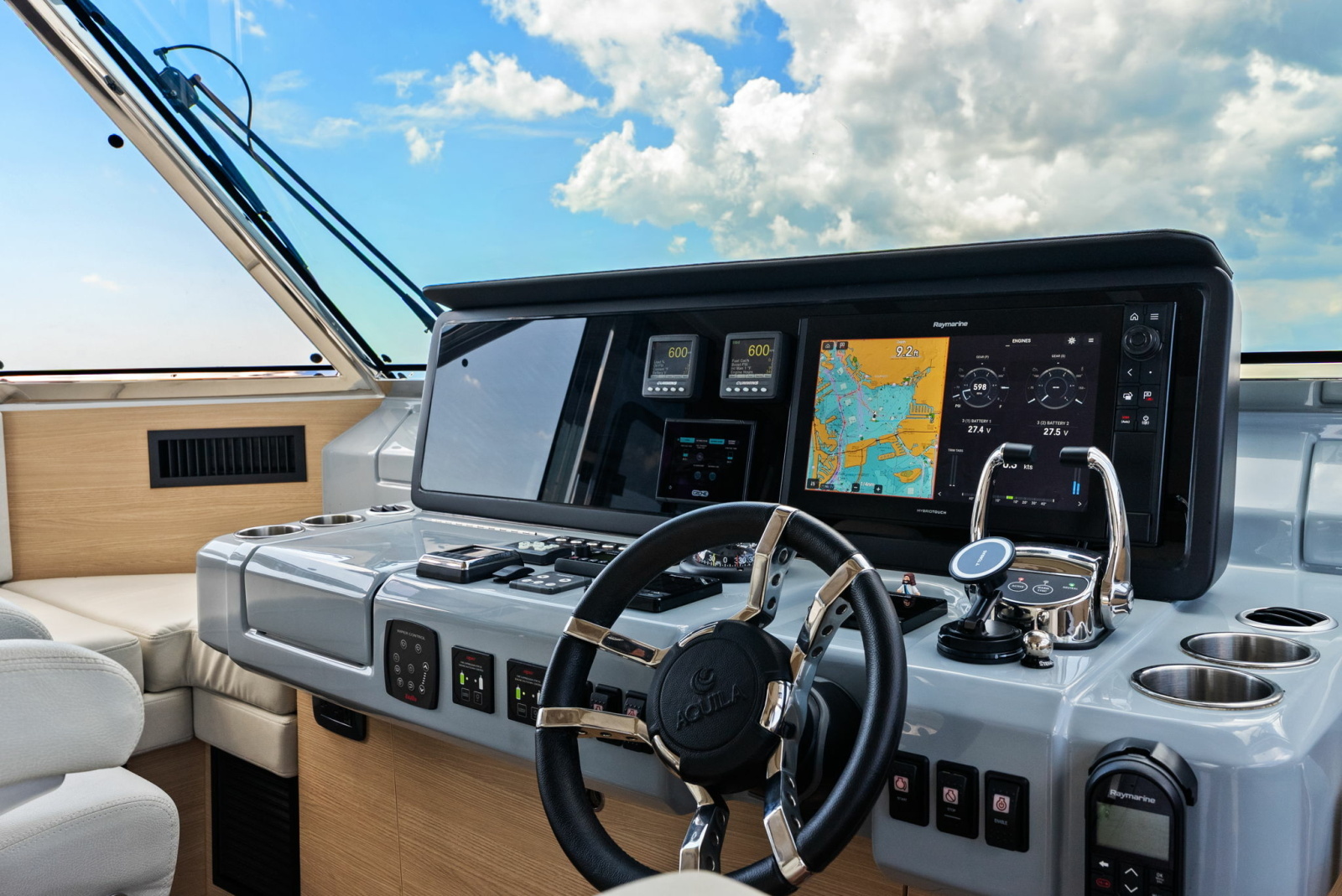 2024 Aquila 54 Yacht