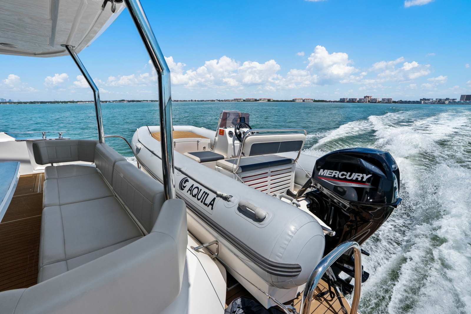 2024 Aquila 54 Yacht