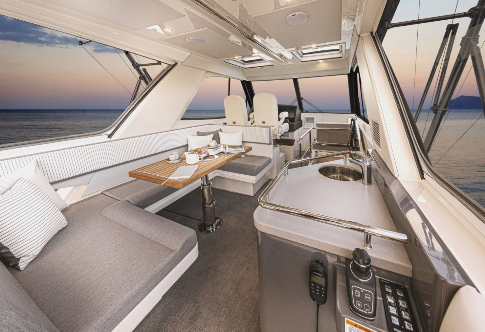 2026 Riviera 50 Sports Motor Yacht
