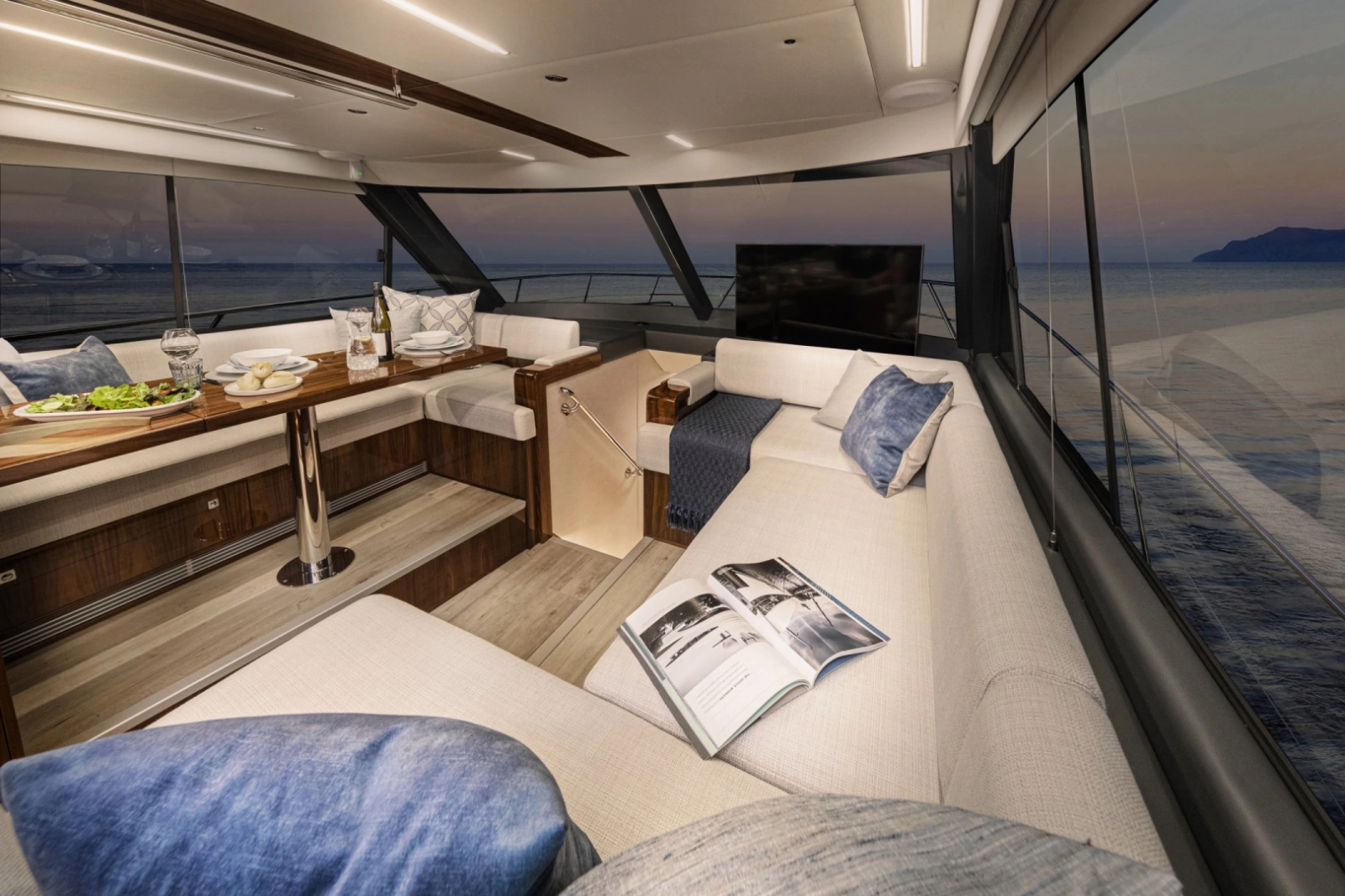 2026 Riviera 50 Sports Motor Yacht