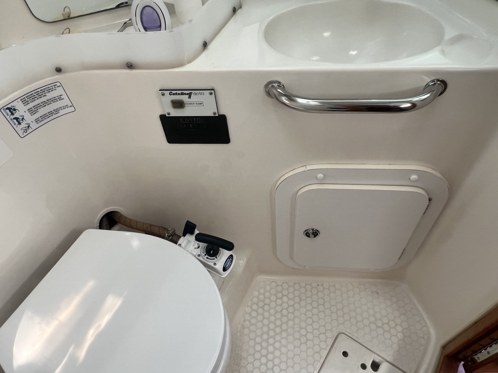 2004 Catalina 320