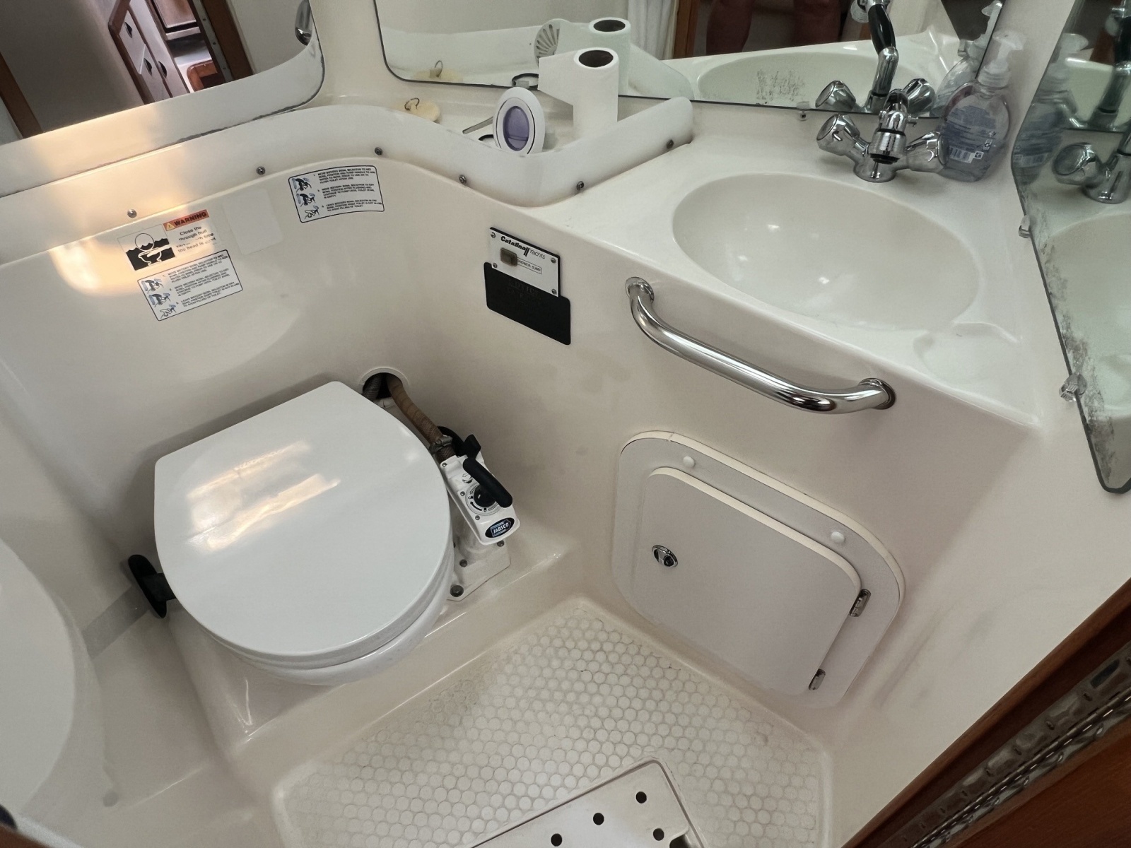 2004 Catalina 320