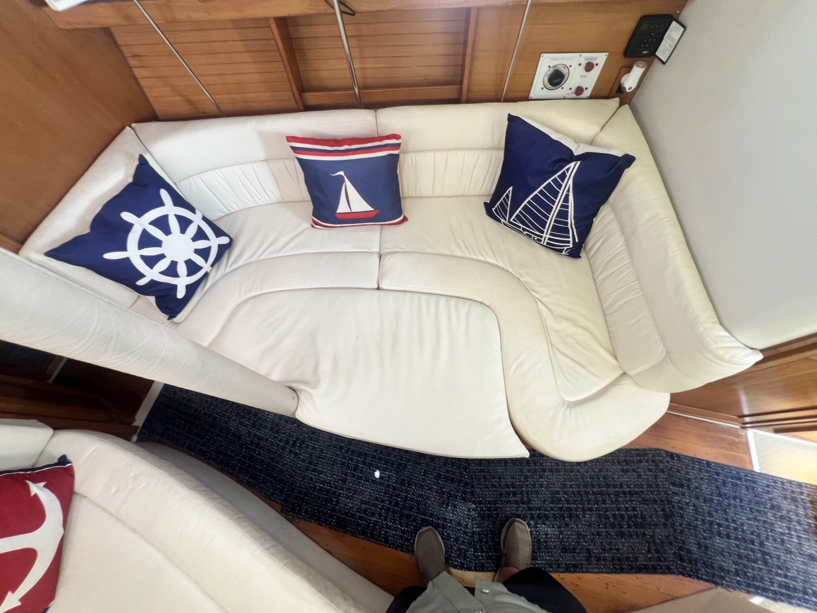 2004 Catalina 320