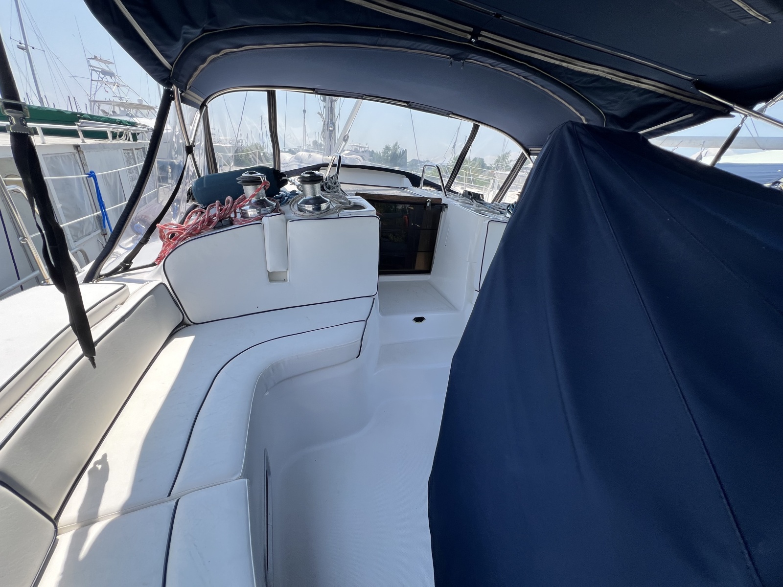 2002 Hunter 410
