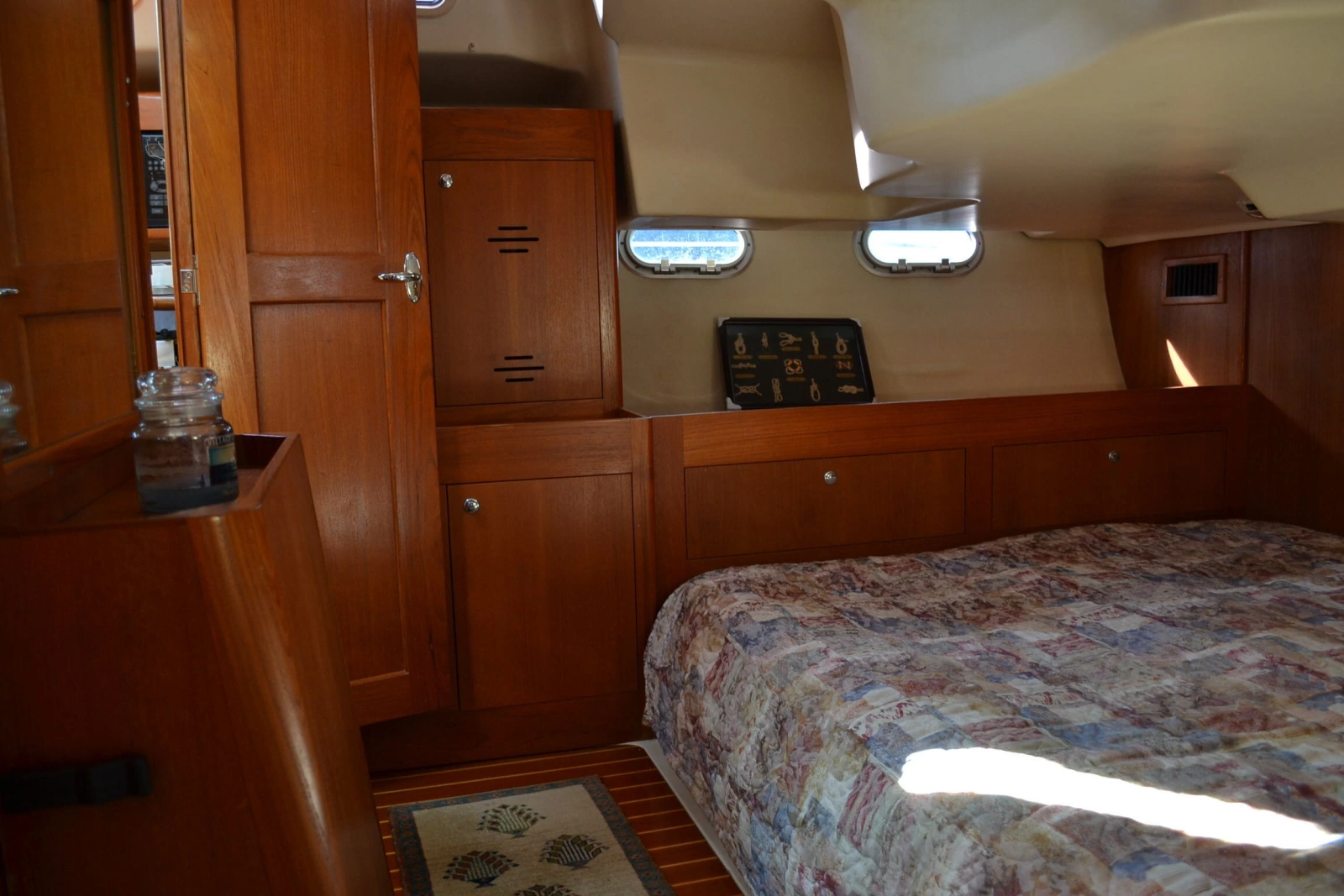 2002 Hunter 410