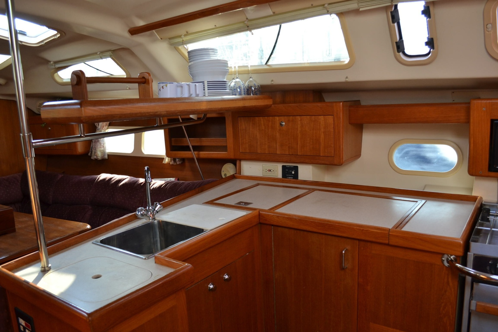 2002 Hunter 410