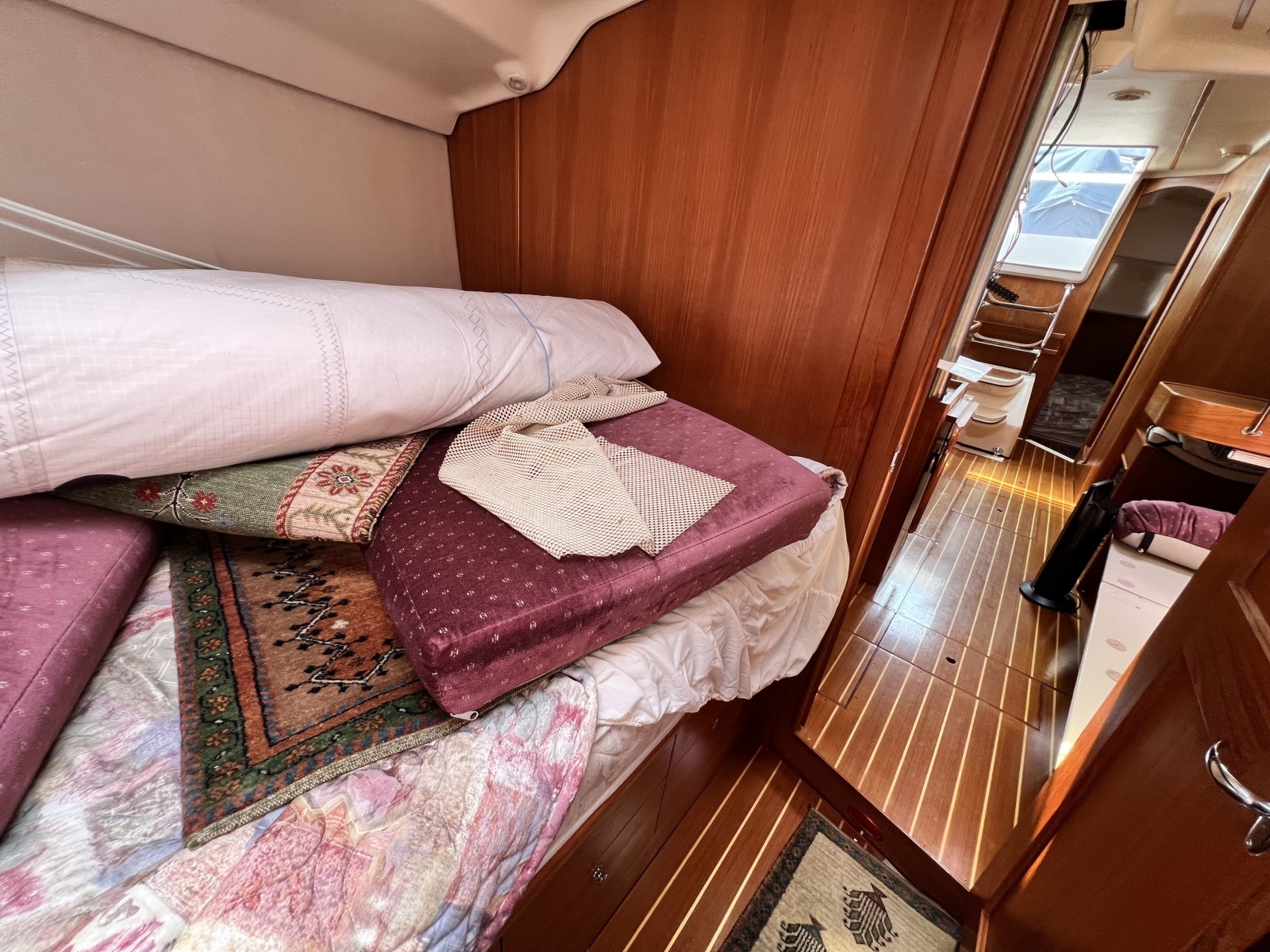 2002 Hunter 410
