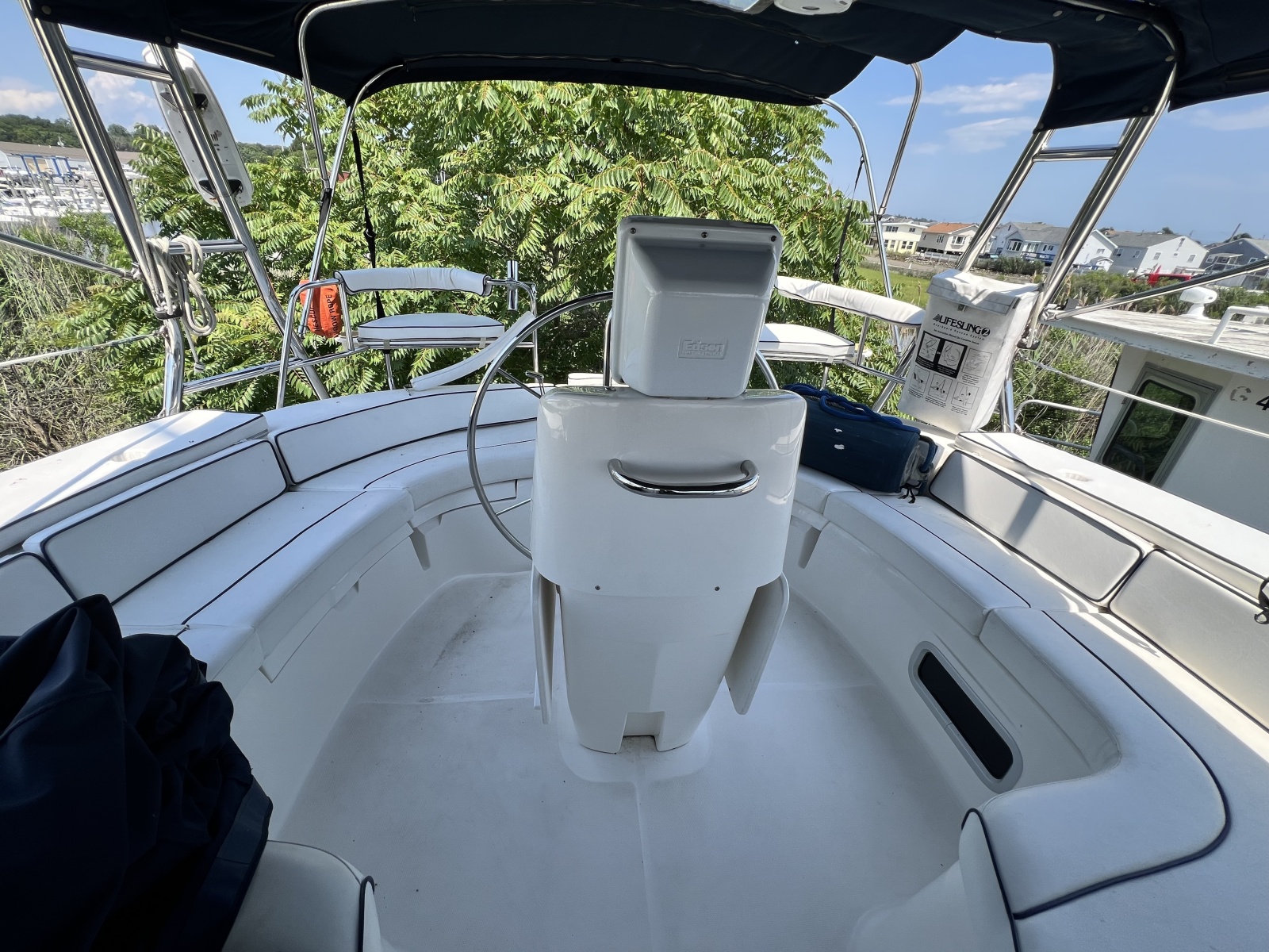 2002 Hunter 410