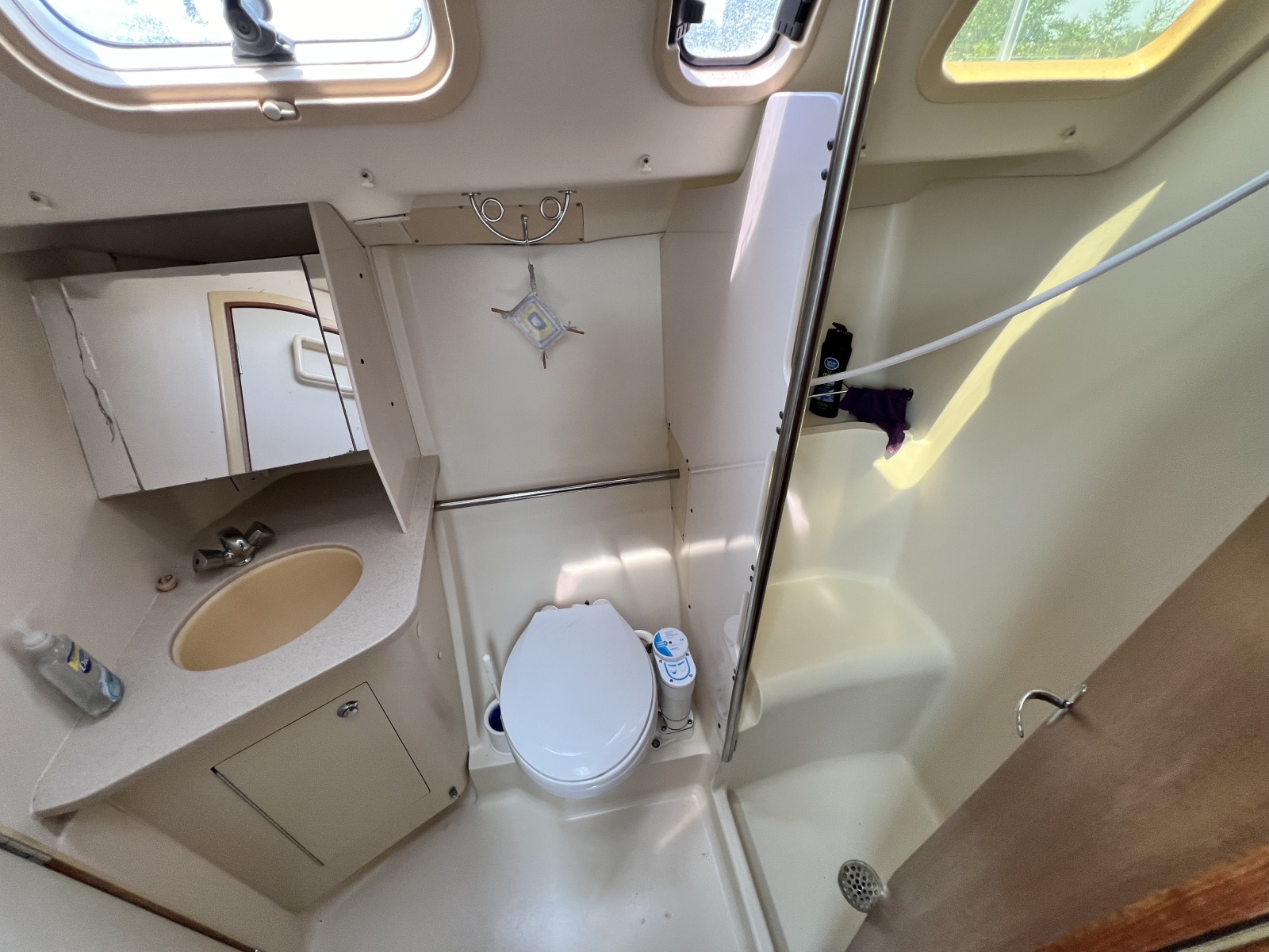 2002 Hunter 410