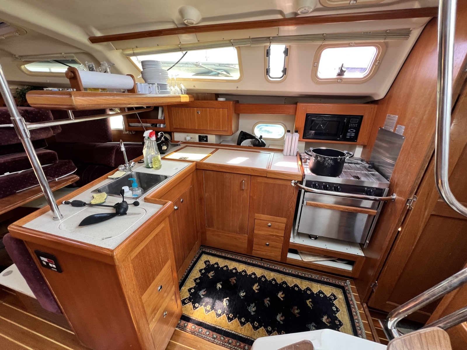 2002 Hunter 410