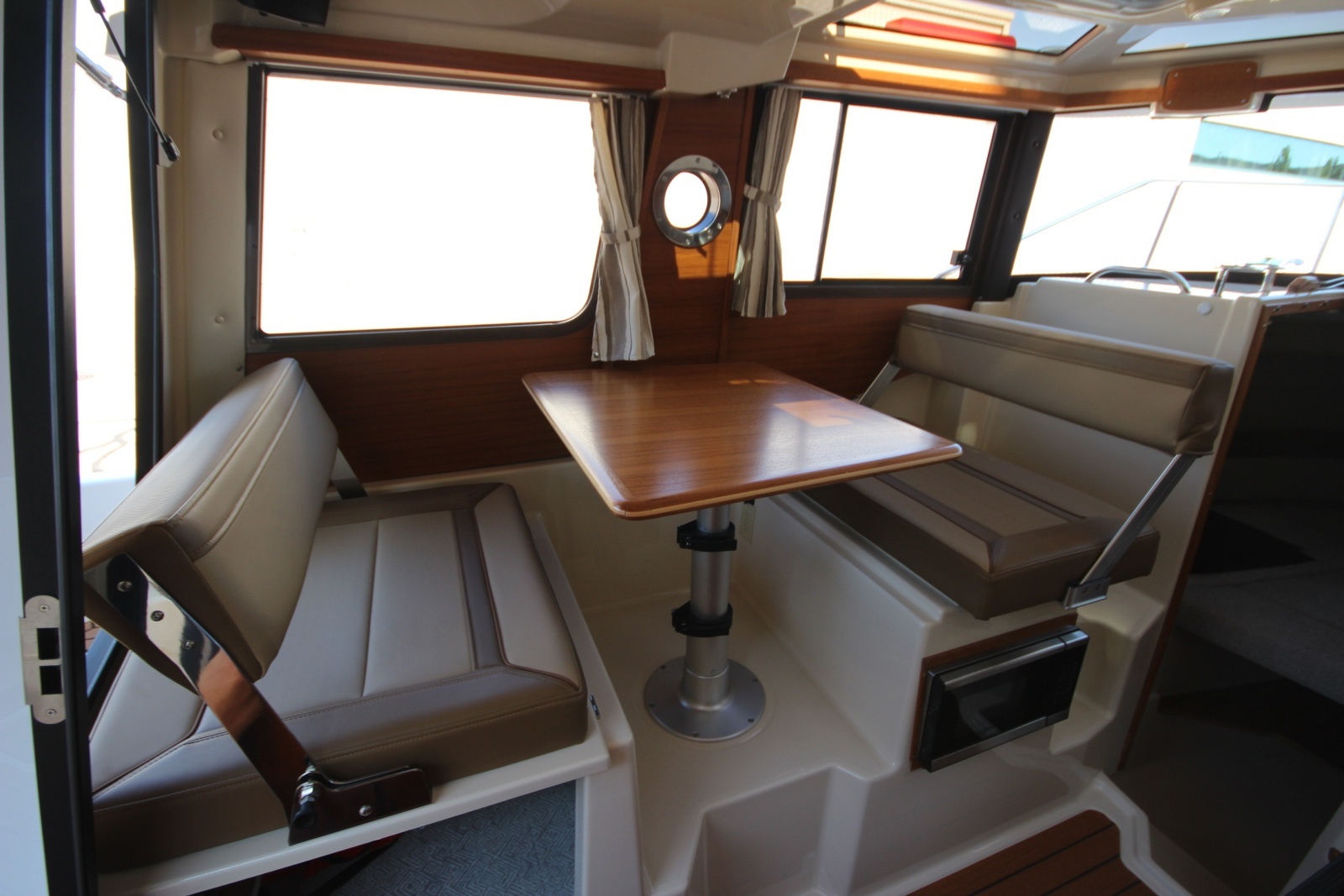 Our Trade 23ft Ranger Tugs Yacht For Sale