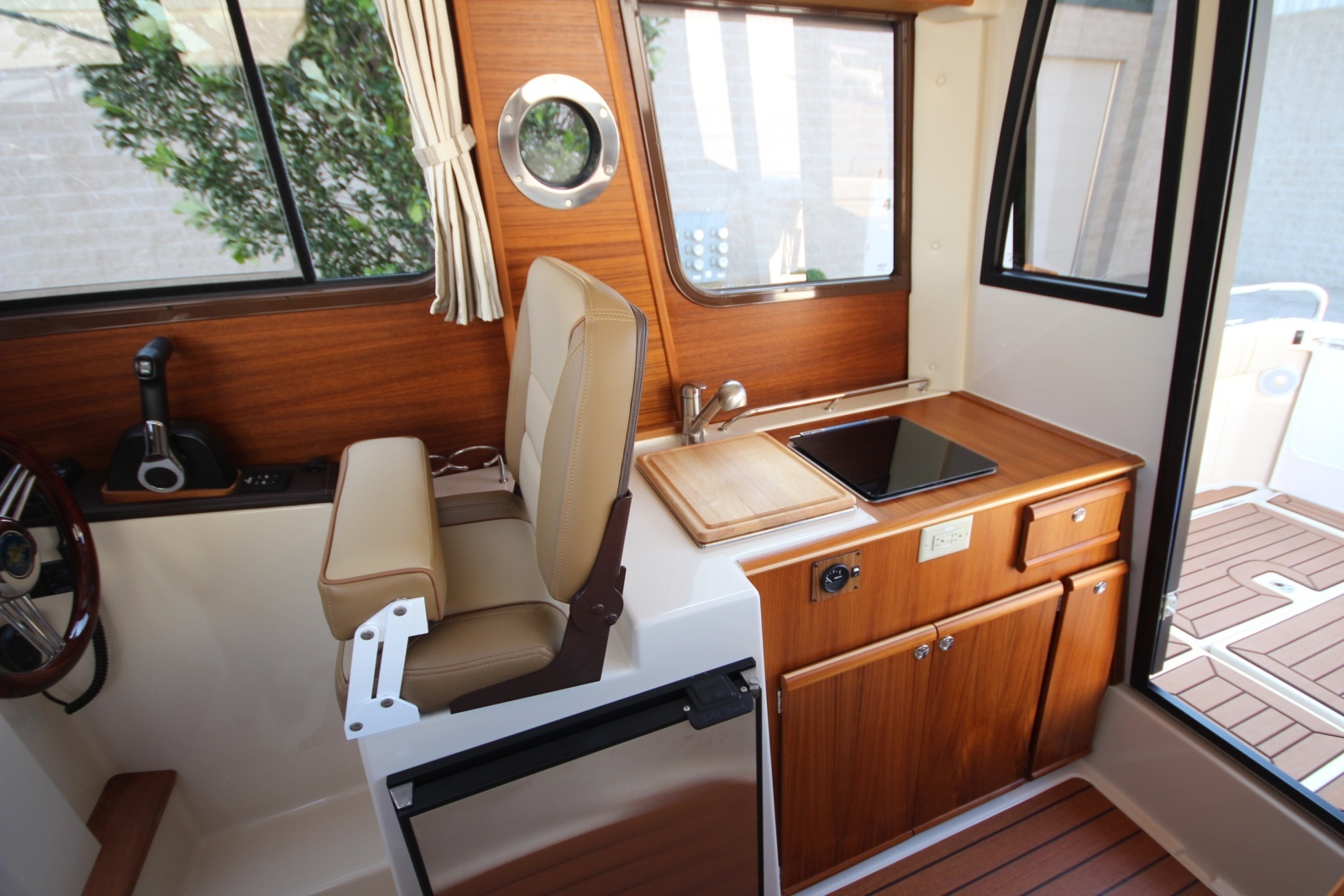 Our Trade 23ft Ranger Tugs Yacht For Sale