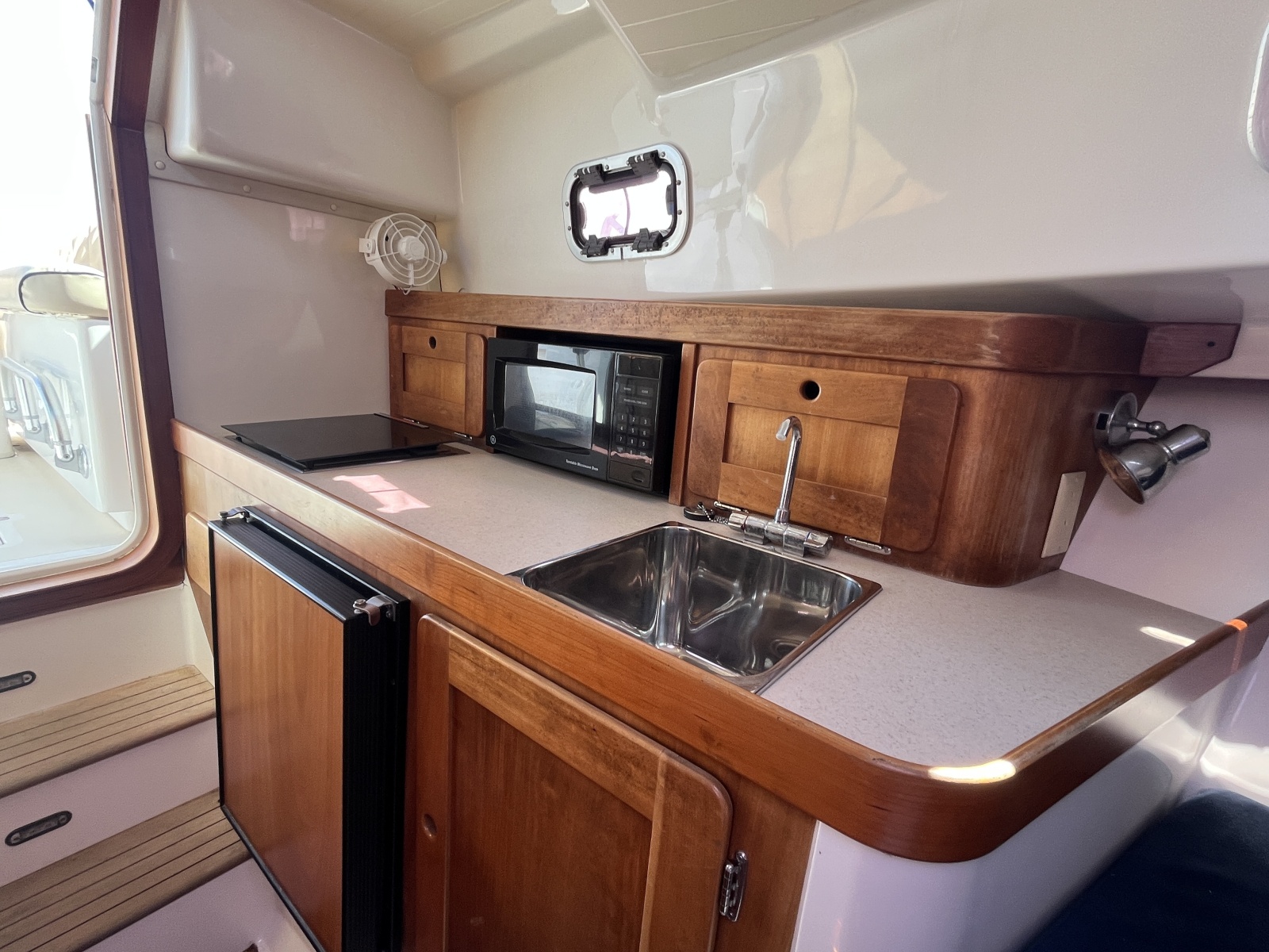 2004 Surf-Hunter Surfhunter 29
