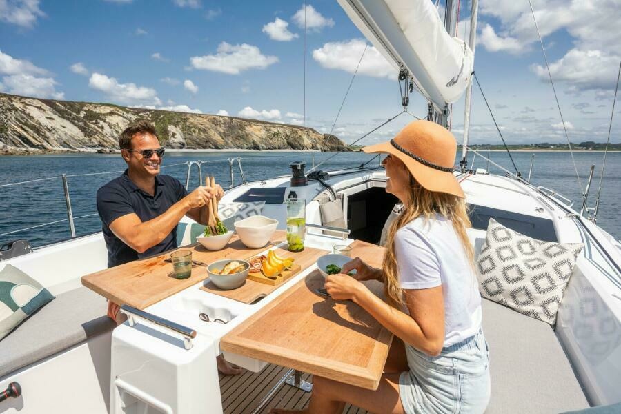 Beneteau OCEANIS 37.1