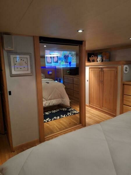 1988 Viking Motor Yacht