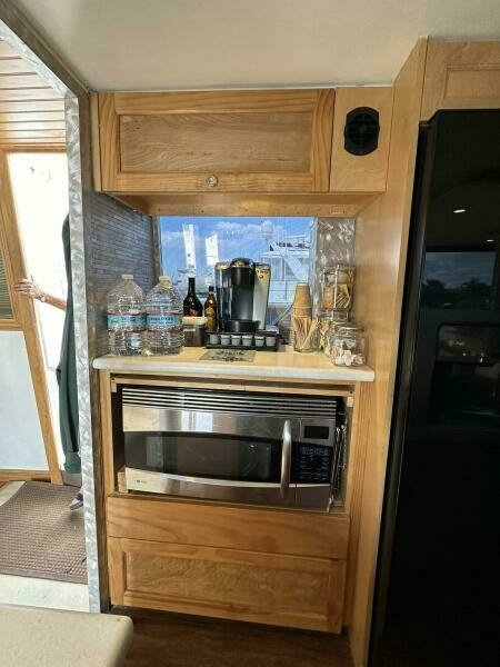 1988 Viking Motor Yacht
