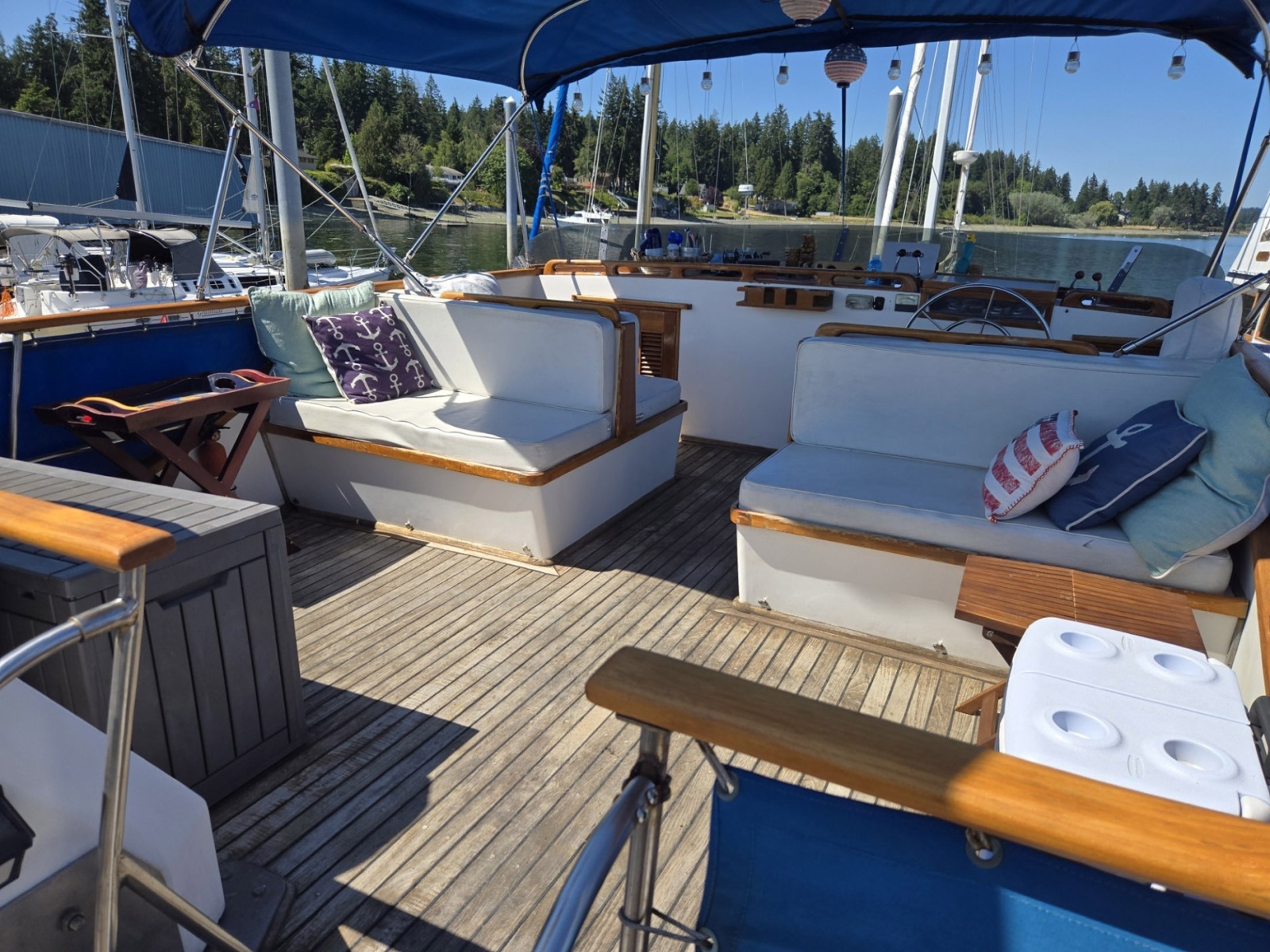 1979 Ocean Alexander 40 Double Cabin