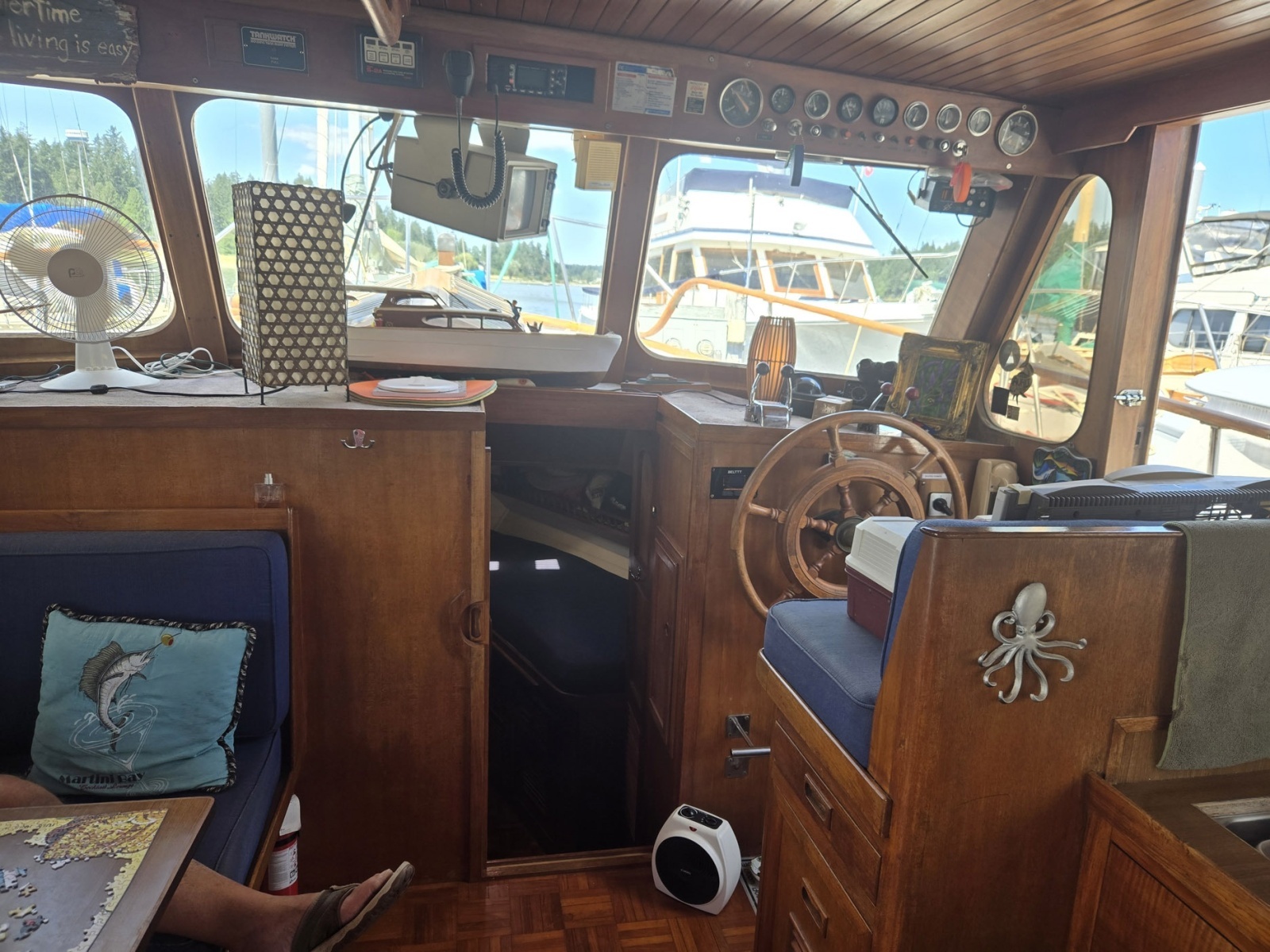 1979 Ocean Alexander 40 Double Cabin