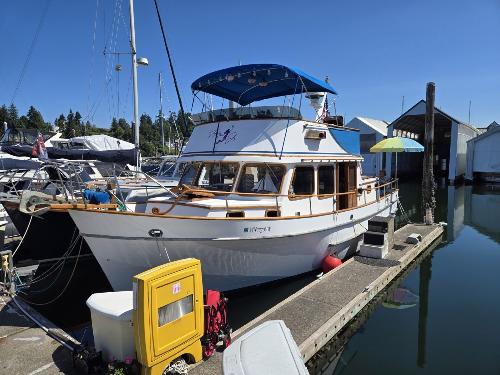 1979 Ocean Alexander 40 Double Cabin