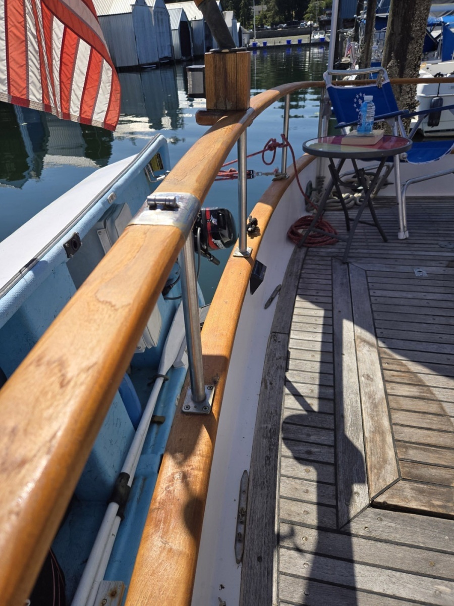 1979 Ocean Alexander 40 Double Cabin