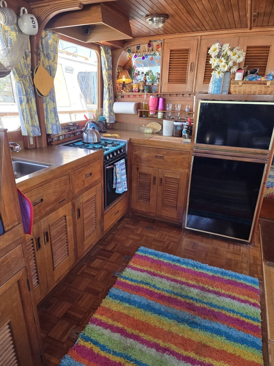 1979 Ocean Alexander 40 Double Cabin