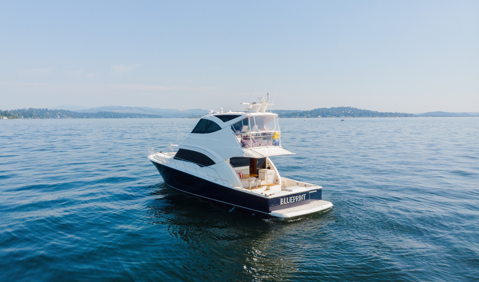2012 Riviera 53 Enclosed Flybridge