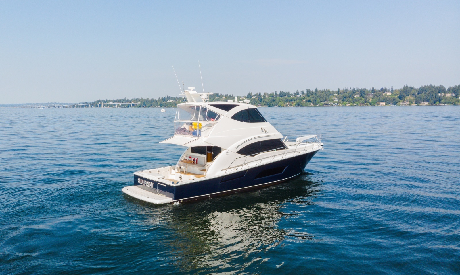 2012 Riviera 53 Enclosed Flybridge