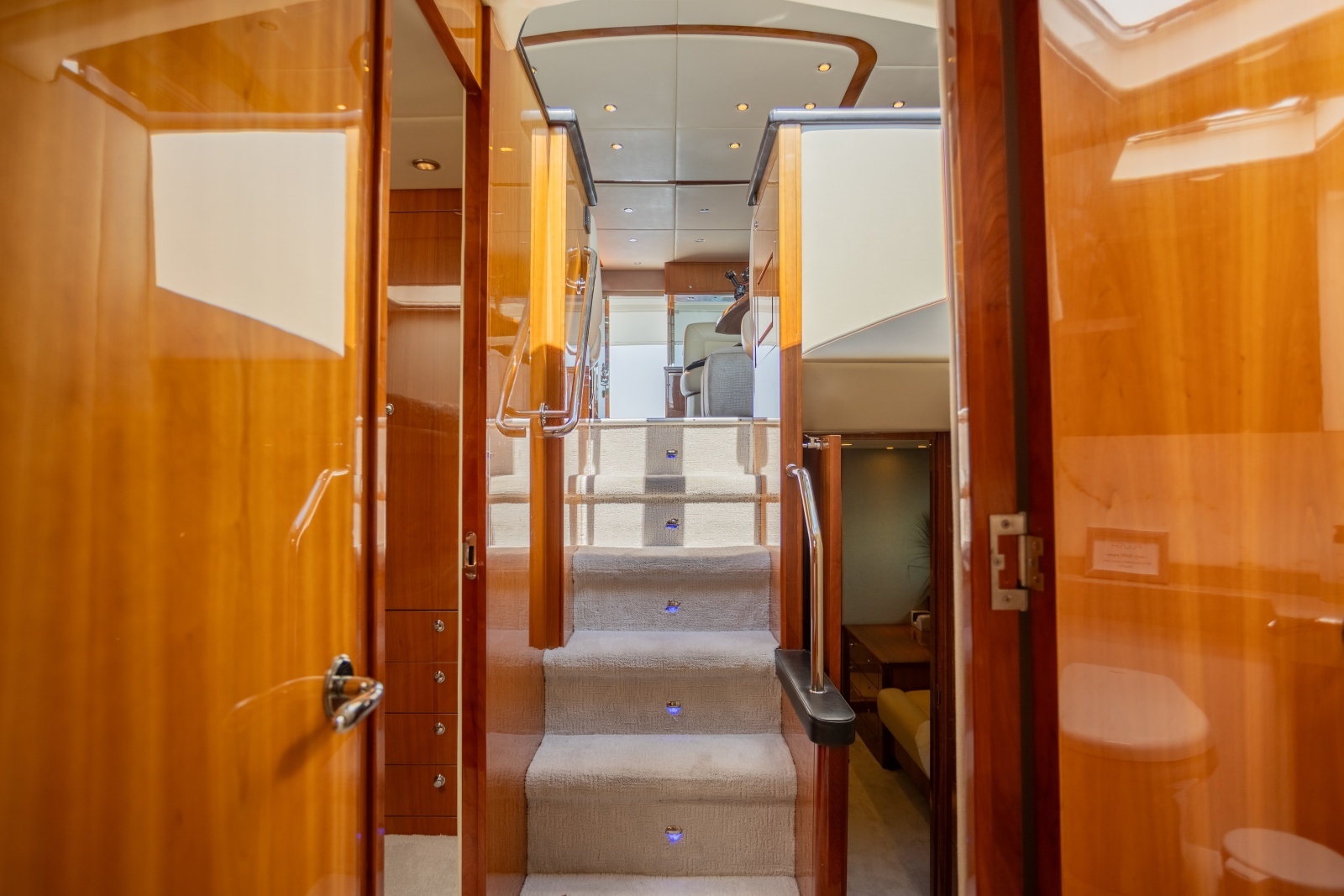 2012 Riviera 53 Enclosed Flybridge
