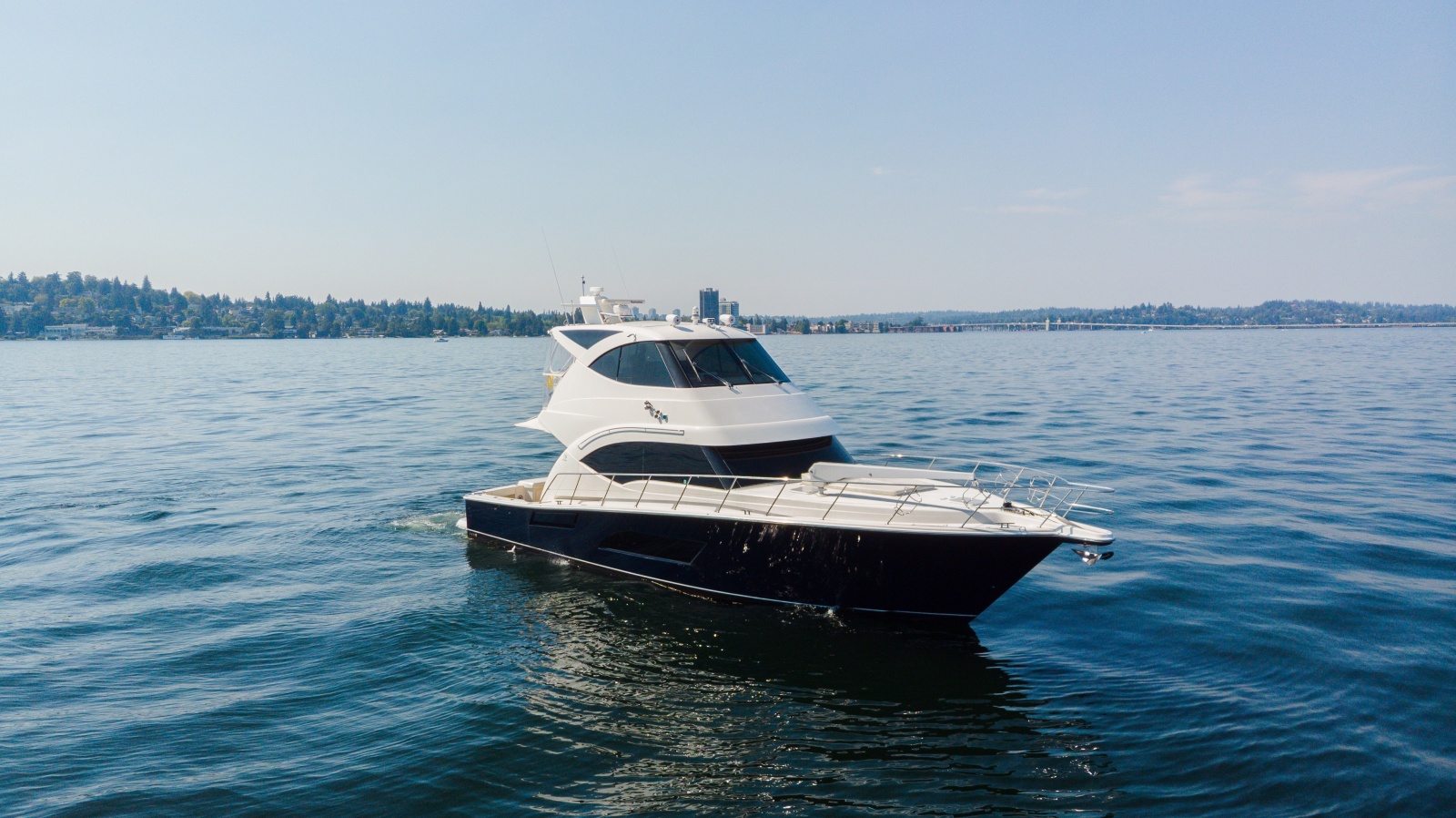 2012 Riviera 53 Enclosed Flybridge