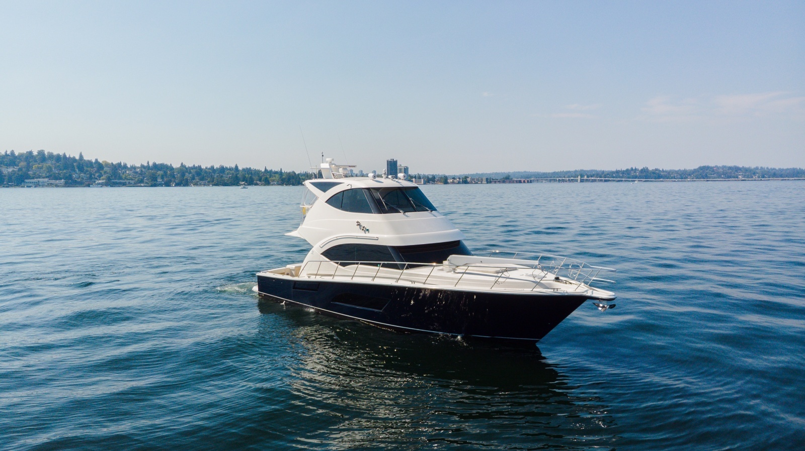 2012 Riviera 53 Enclosed Flybridge