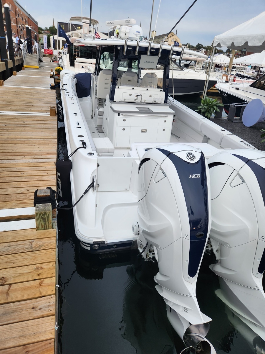 2023 HCB 42 Lujo
