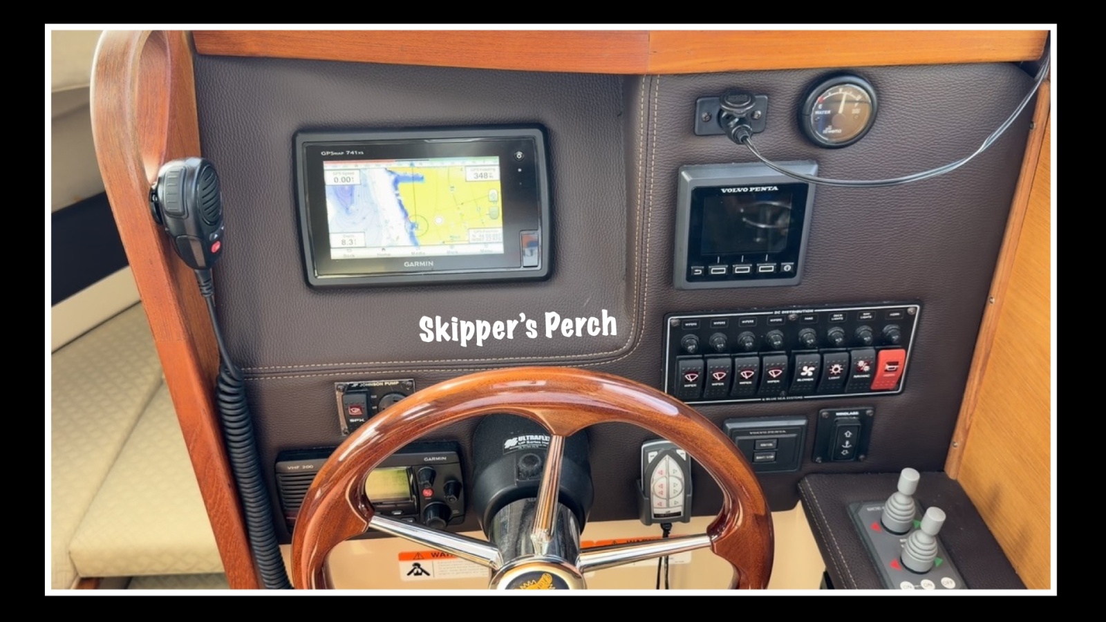 2016 Ranger Tugs R-25 SC