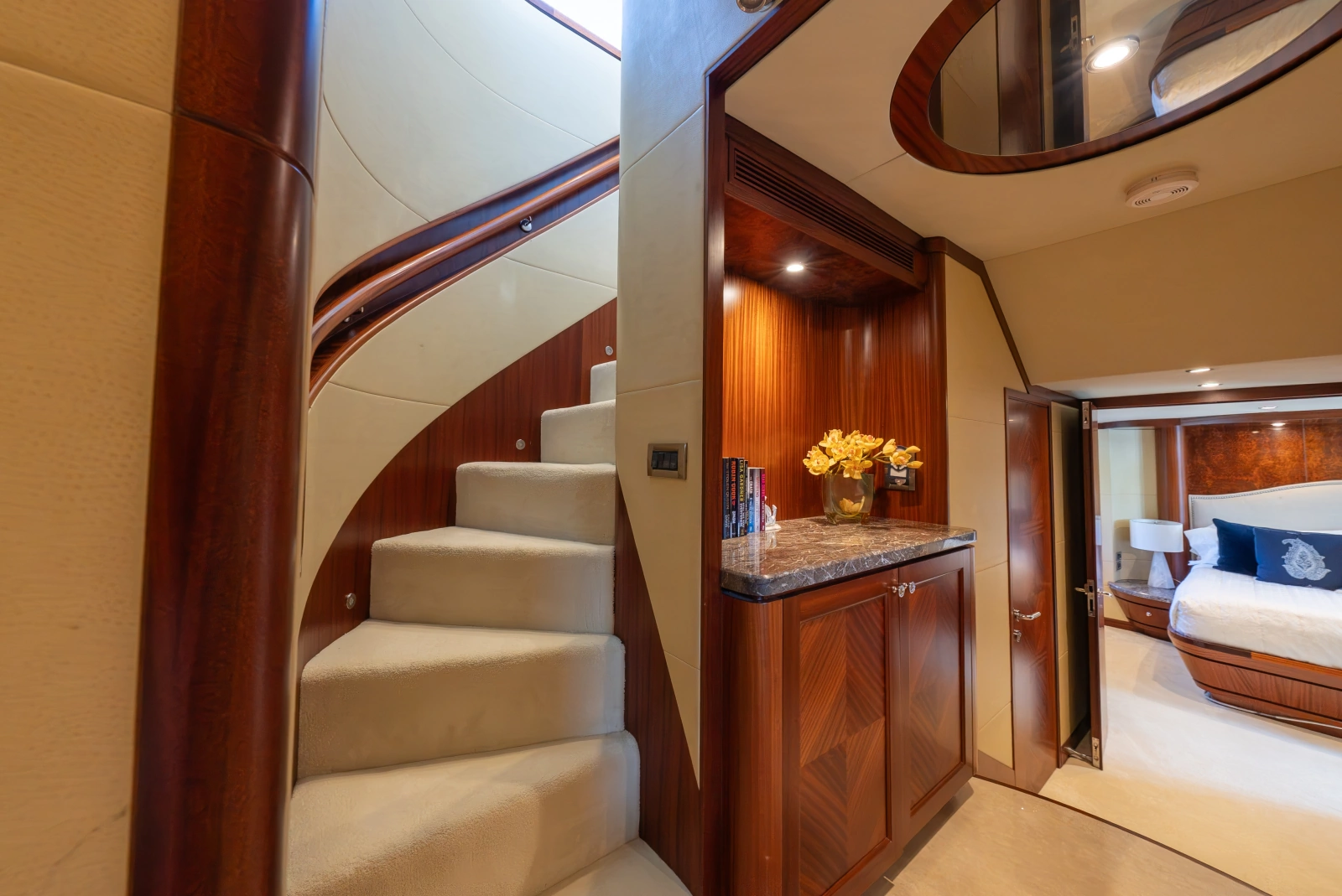 Guest Companionway And Wet Bar