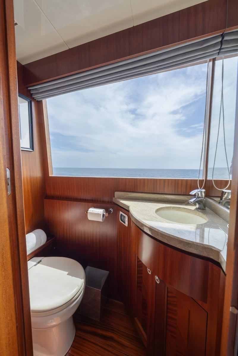 Pilothouse Head