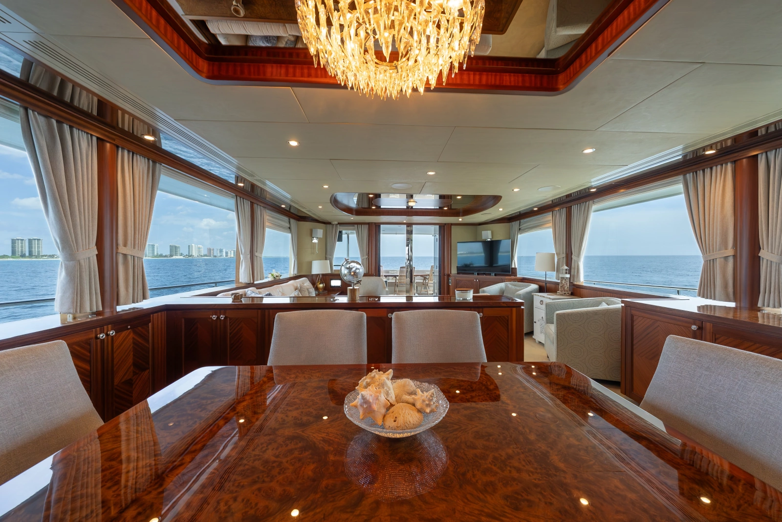 Main Salon Dining