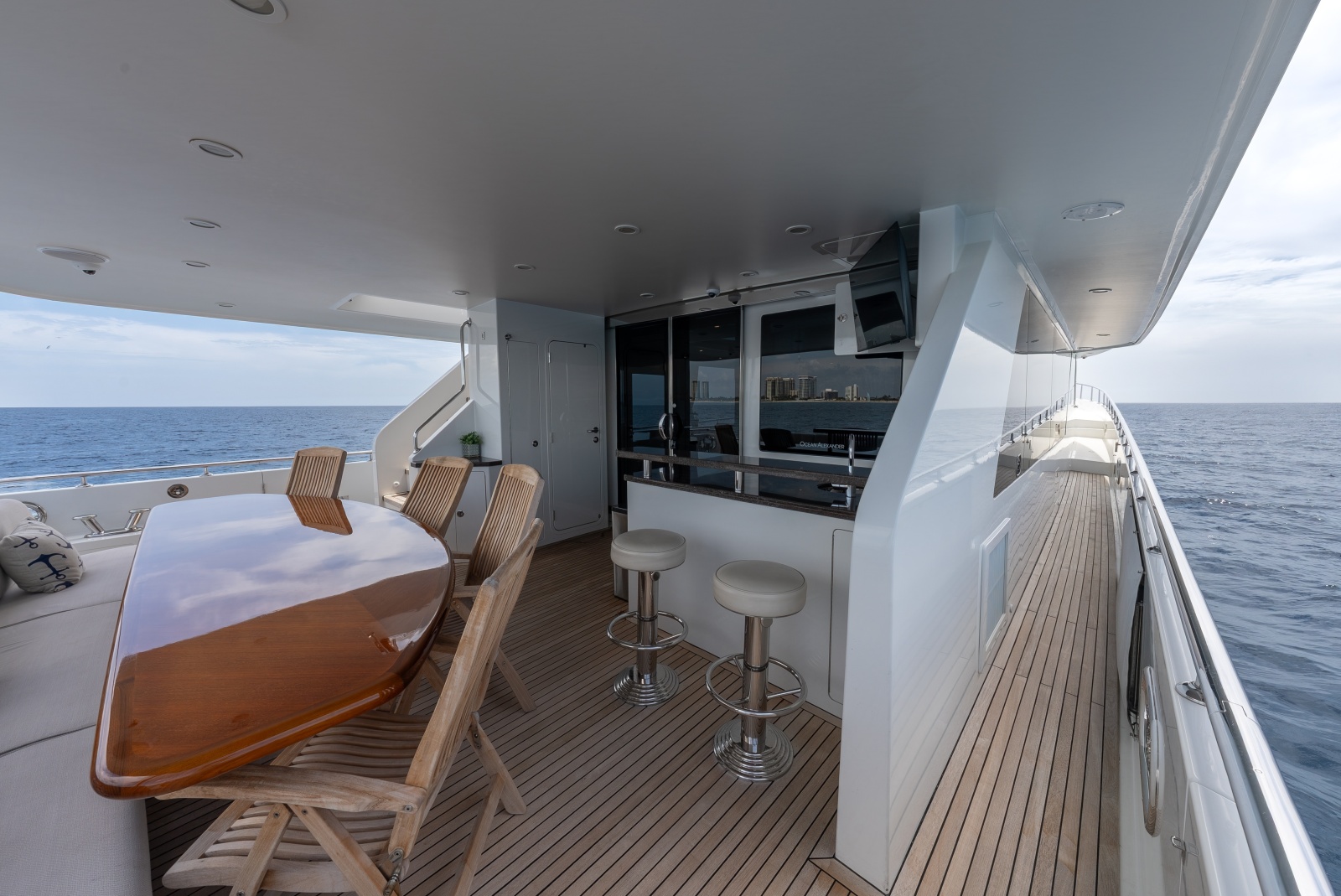 Main Deck Aft