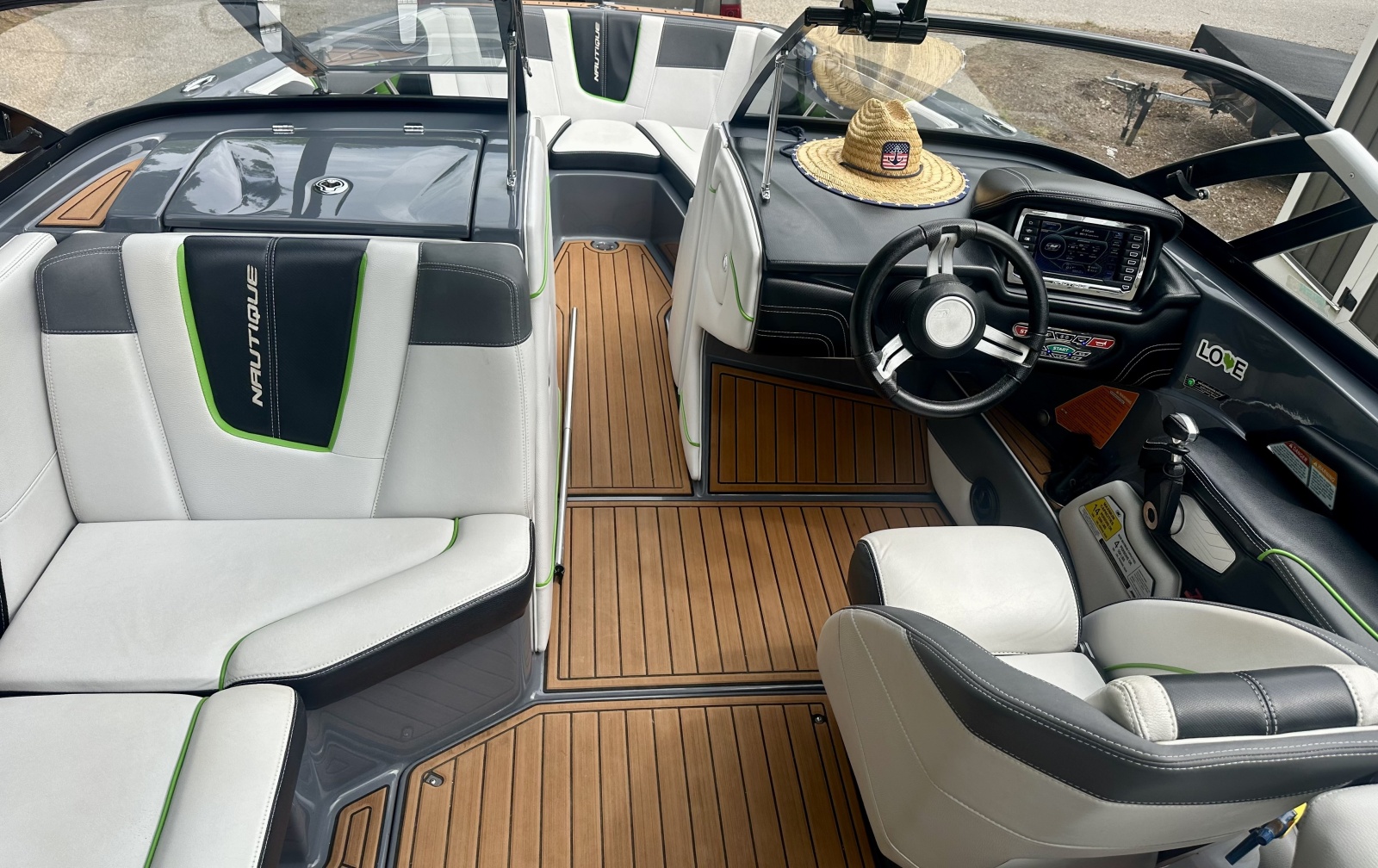2014 Nautique