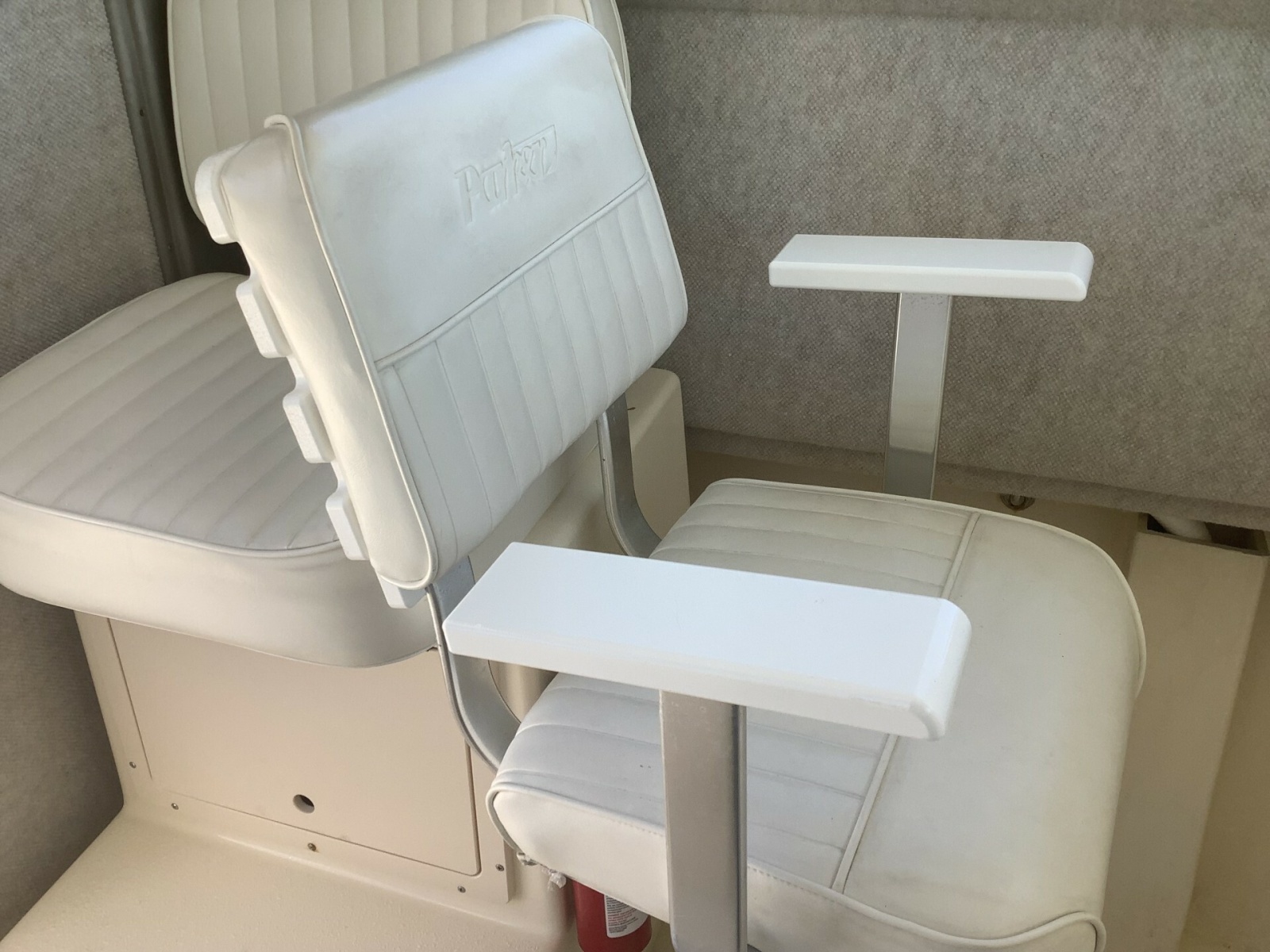 2012 Parker 2520 XL Sport Cabin